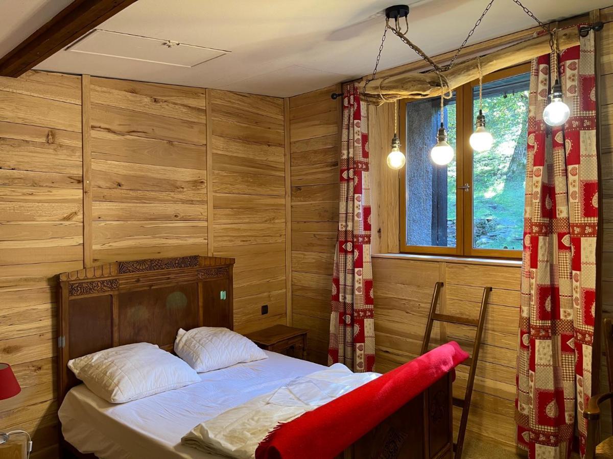 Grange Renovee, Pyrenees Ariegeoises, Gite Haute Ariege Auzat Экстерьер фото