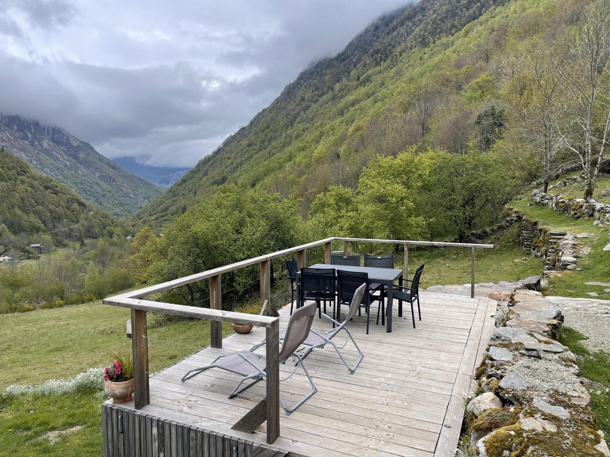 Grange Renovee, Pyrenees Ariegeoises, Gite Haute Ariege Auzat Экстерьер фото